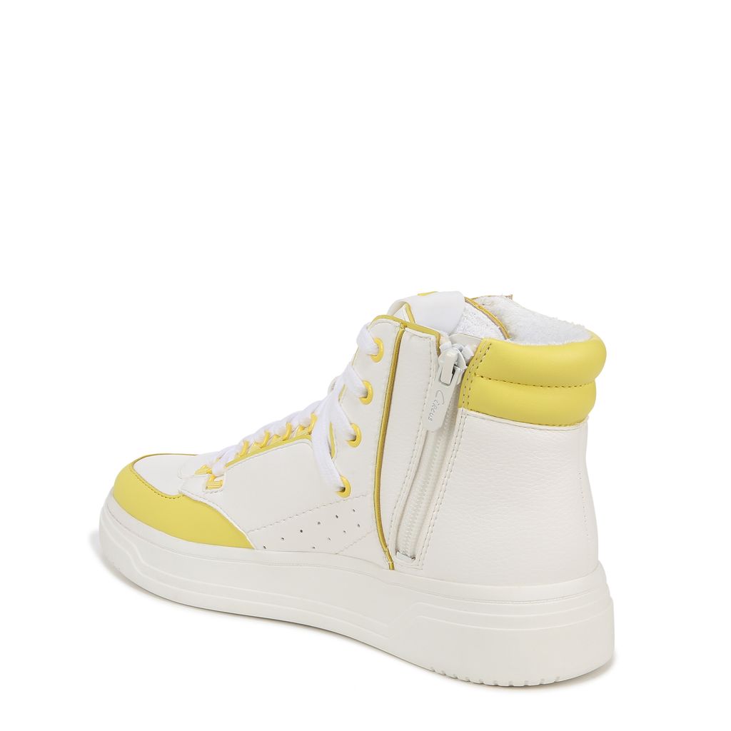 حذاء إيرفينغ الرياضي العالي (High Top Sneaker)