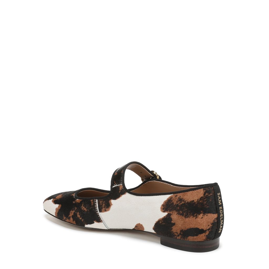 Michaela Mary Jane Flat