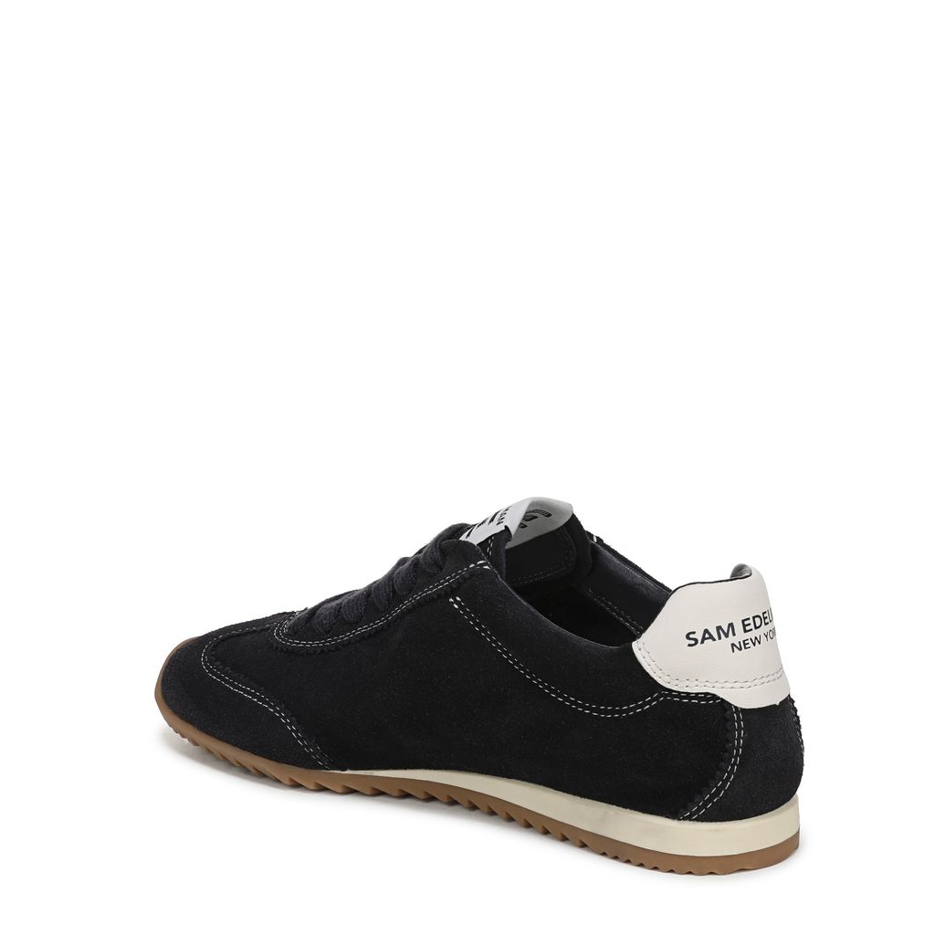 حذاء رياضي إيزيلا