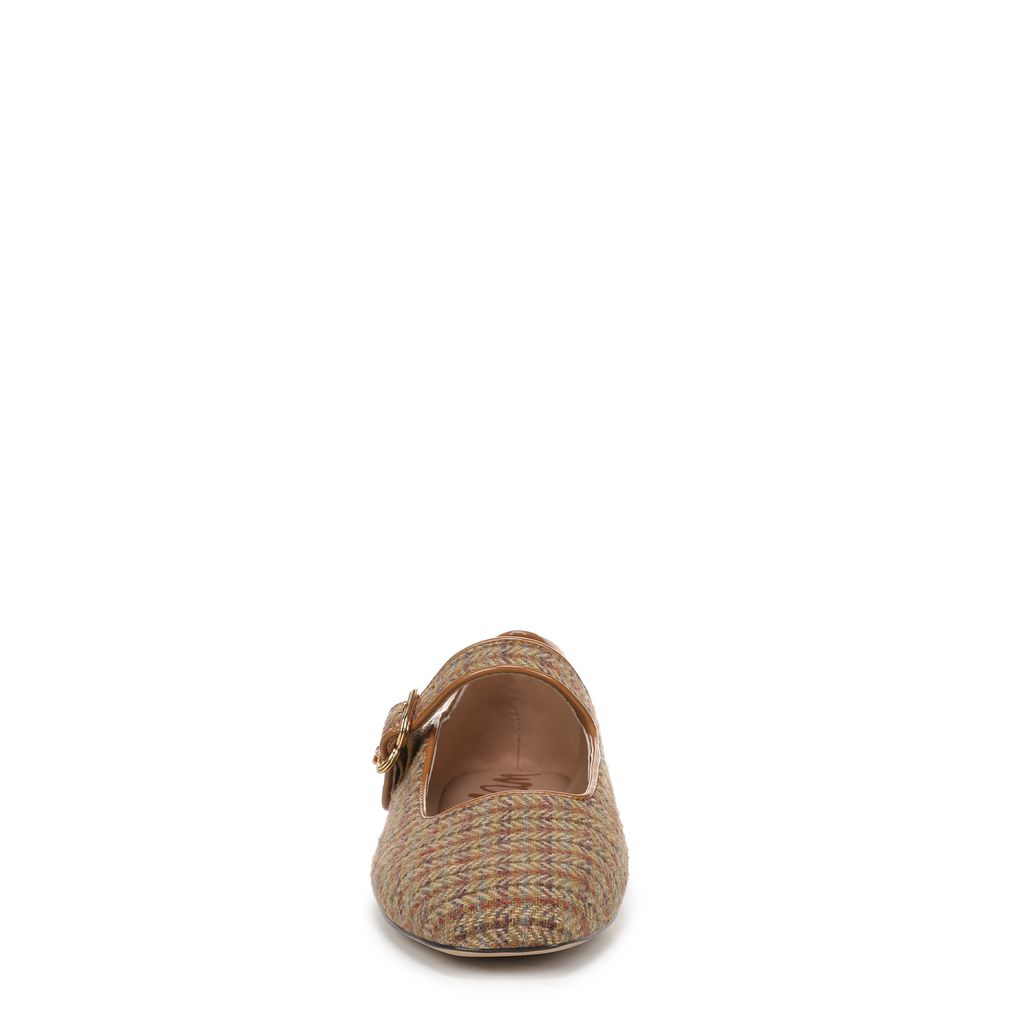 Michaela Mary Jane Flat