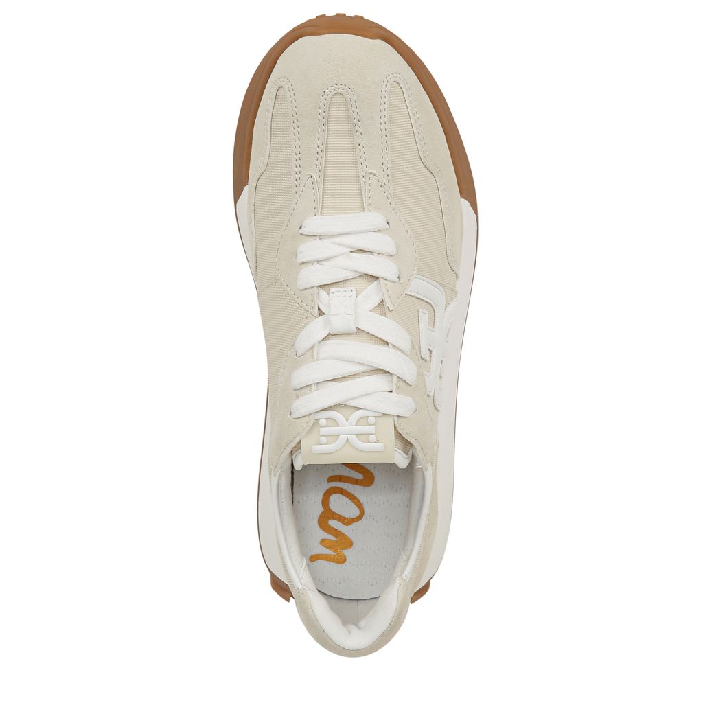 حذاء رياضي لانغلي برباط