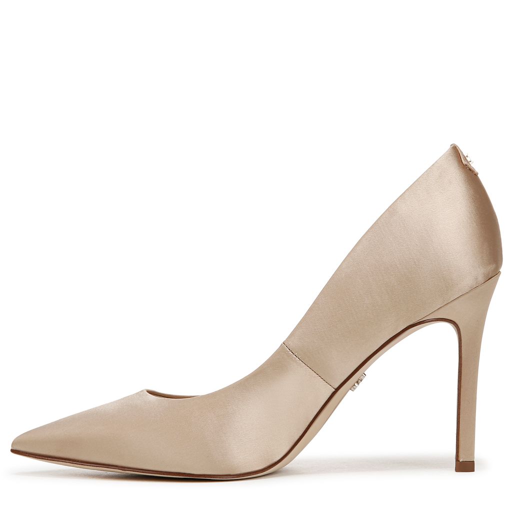 Hazel Amour Pointed Toe Pump