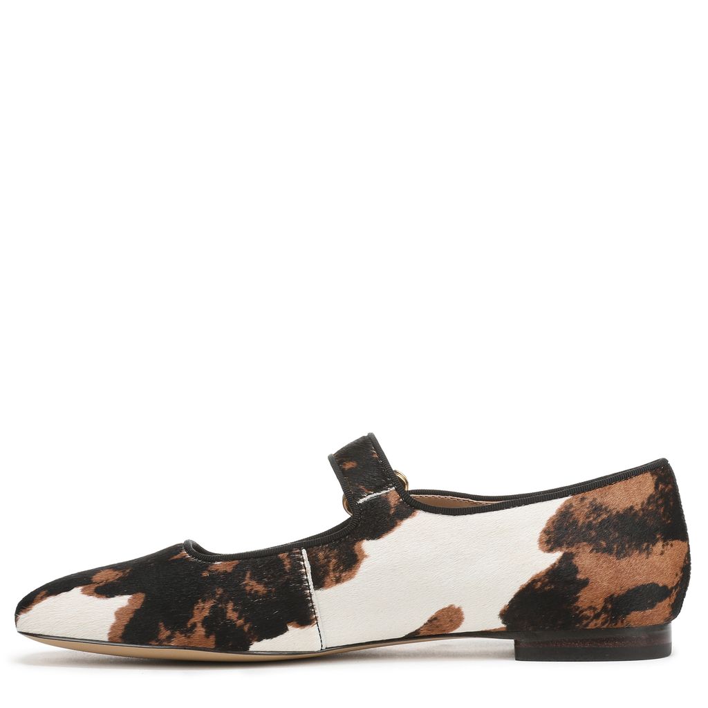 Michaela Mary Jane Flat