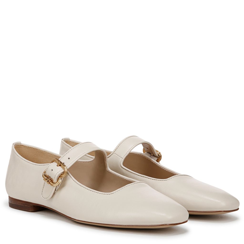 Michaela Mary Jane Flat