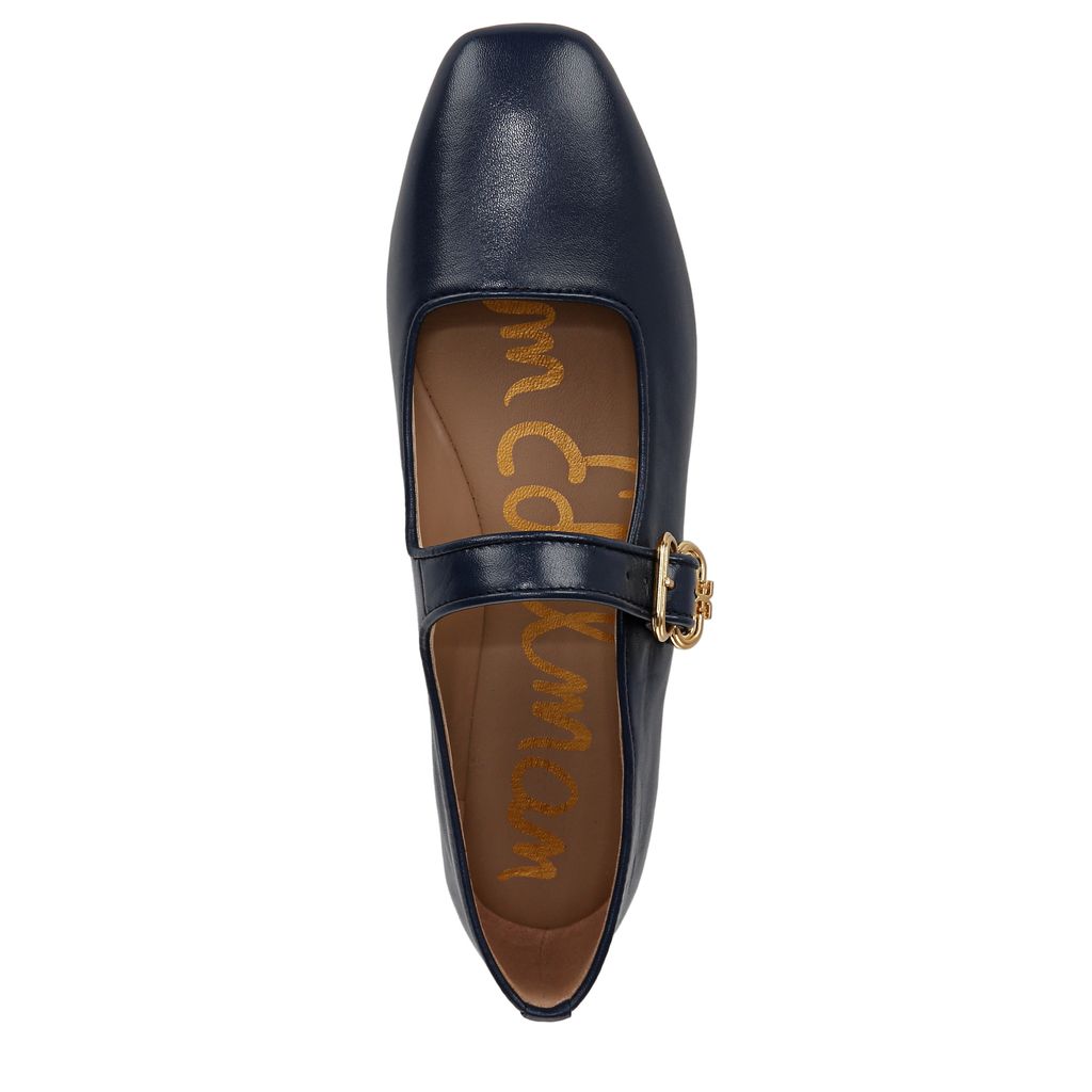 Michaela Mary Jane Flat