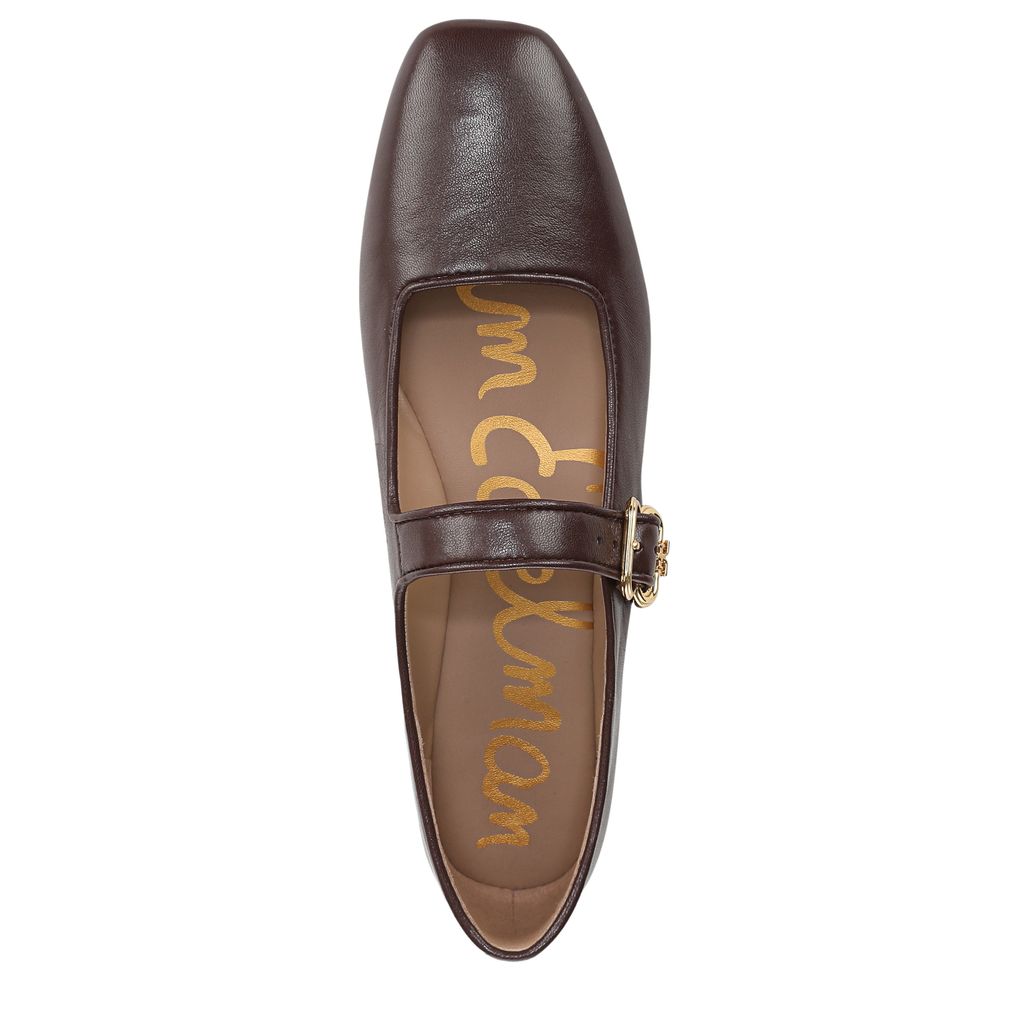 Michaela Mary Jane Flat