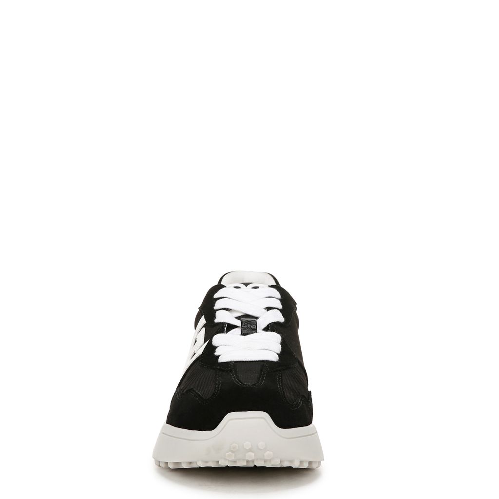 حذاء رياضي لانغلي برباط