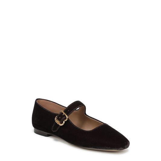 Michaela Mary Jane Flat