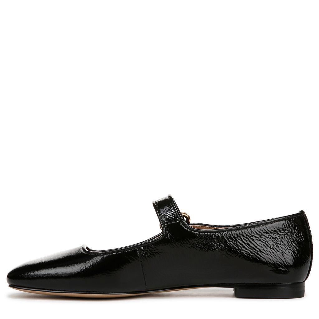 Michaela Mary Jane Flat