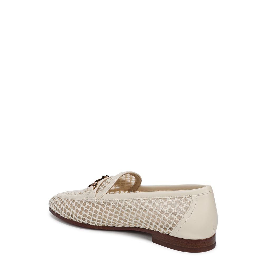 حذاء لورين مش بت لوفر