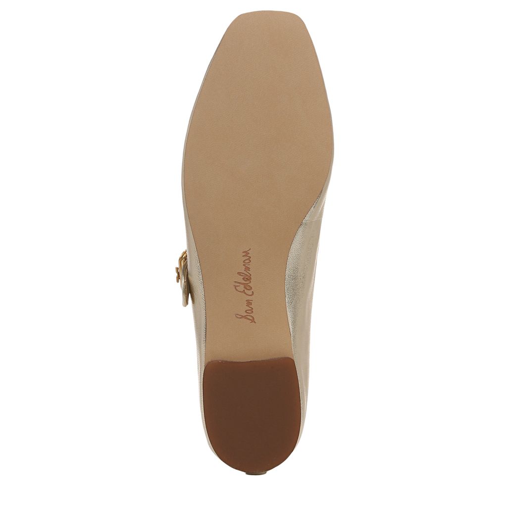 Michaela Mary Jane Flat