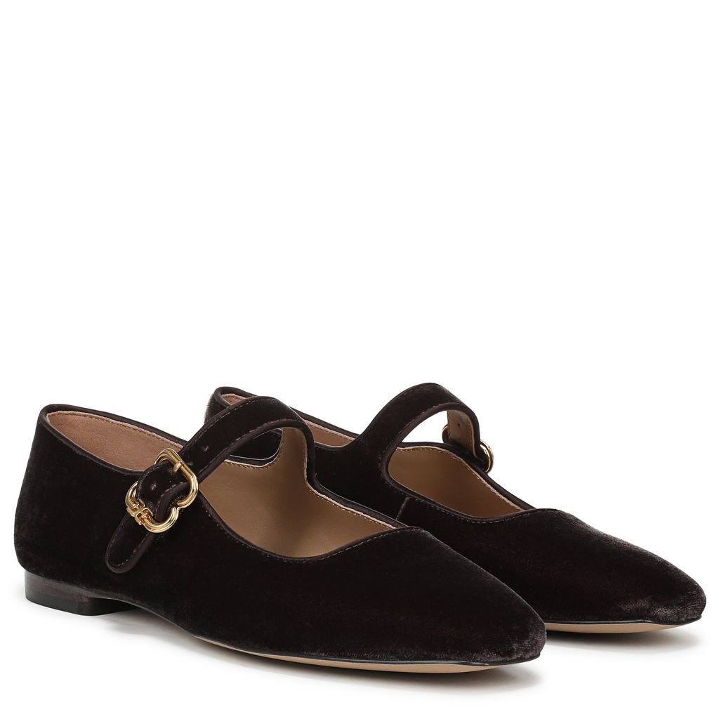 Michaela Mary Jane Flat