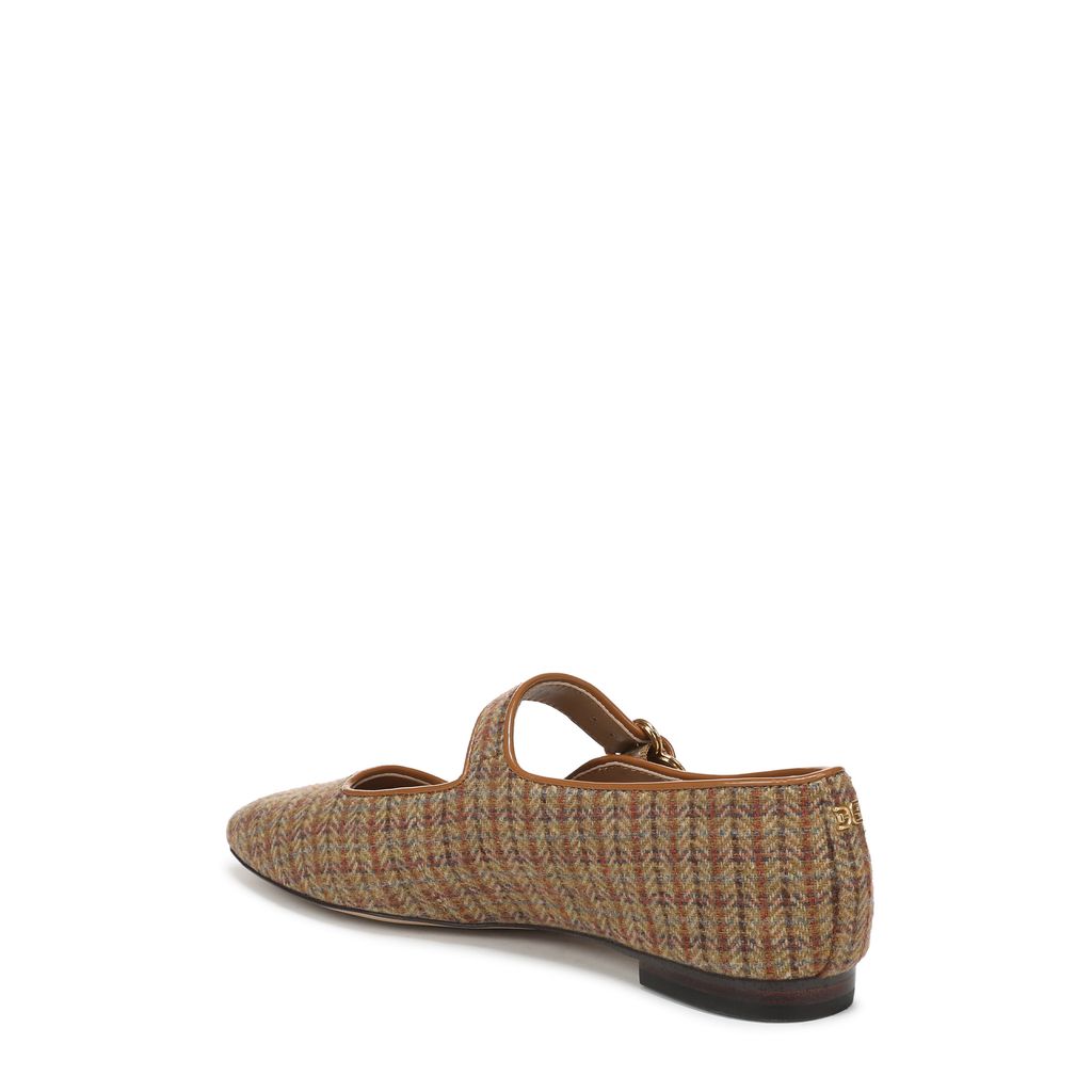 Michaela Mary Jane Flat